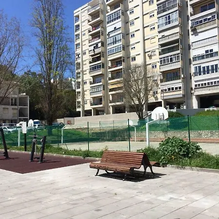 With Garden View * Лісабон