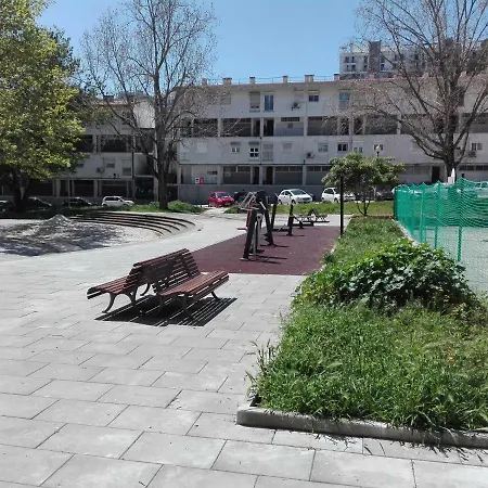 Проживання в сім'ї With Garden View *